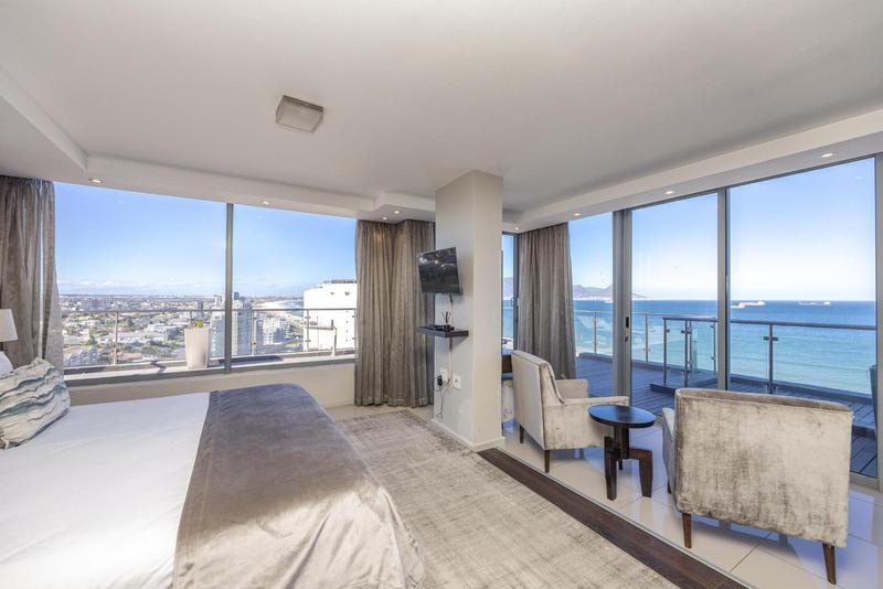 4 Bedroom Property for Sale in Blouberg Beachfront Western Cape